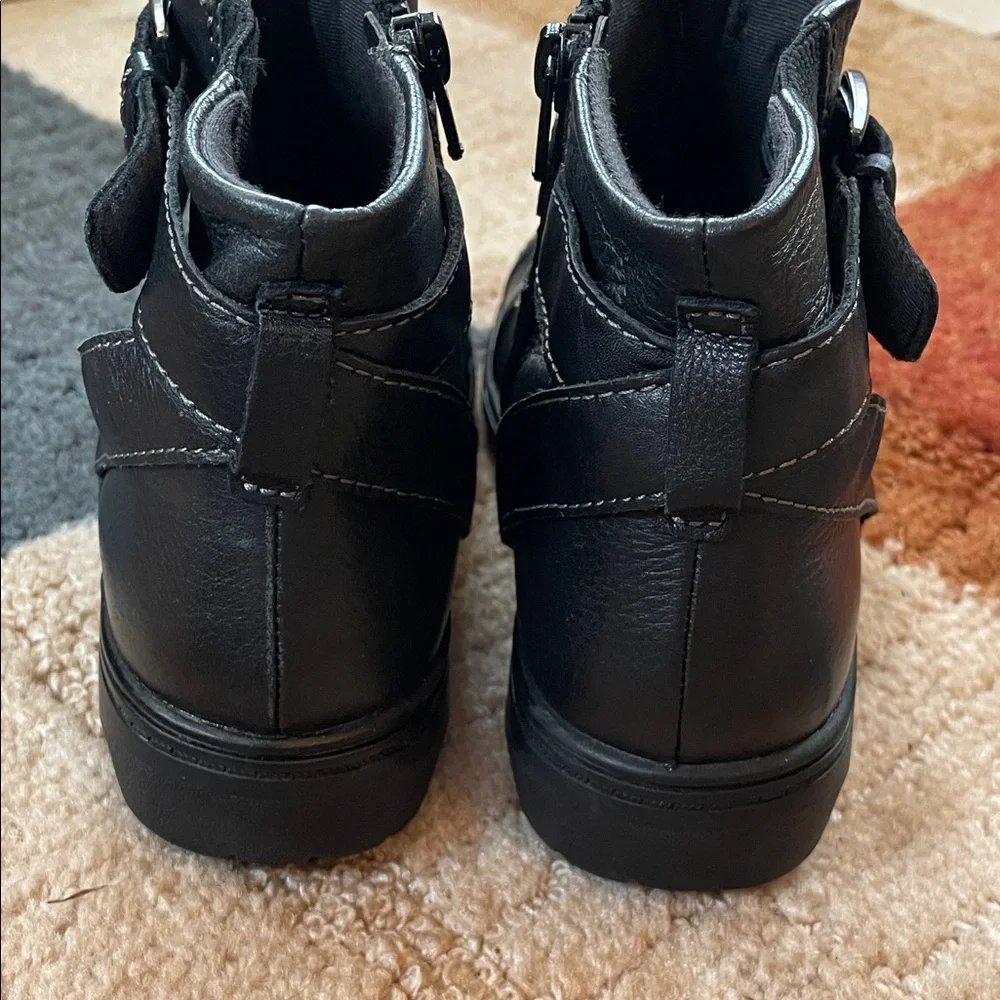 Clarks Collection Ultimate Comfort Women’s Black Side-Zip Booties - Picture 6 of 14